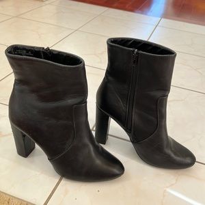 Black booted heels / booties ( leather )